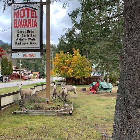 Motel Bavaria Radium Hot Springs Dış mekan fotoğraf