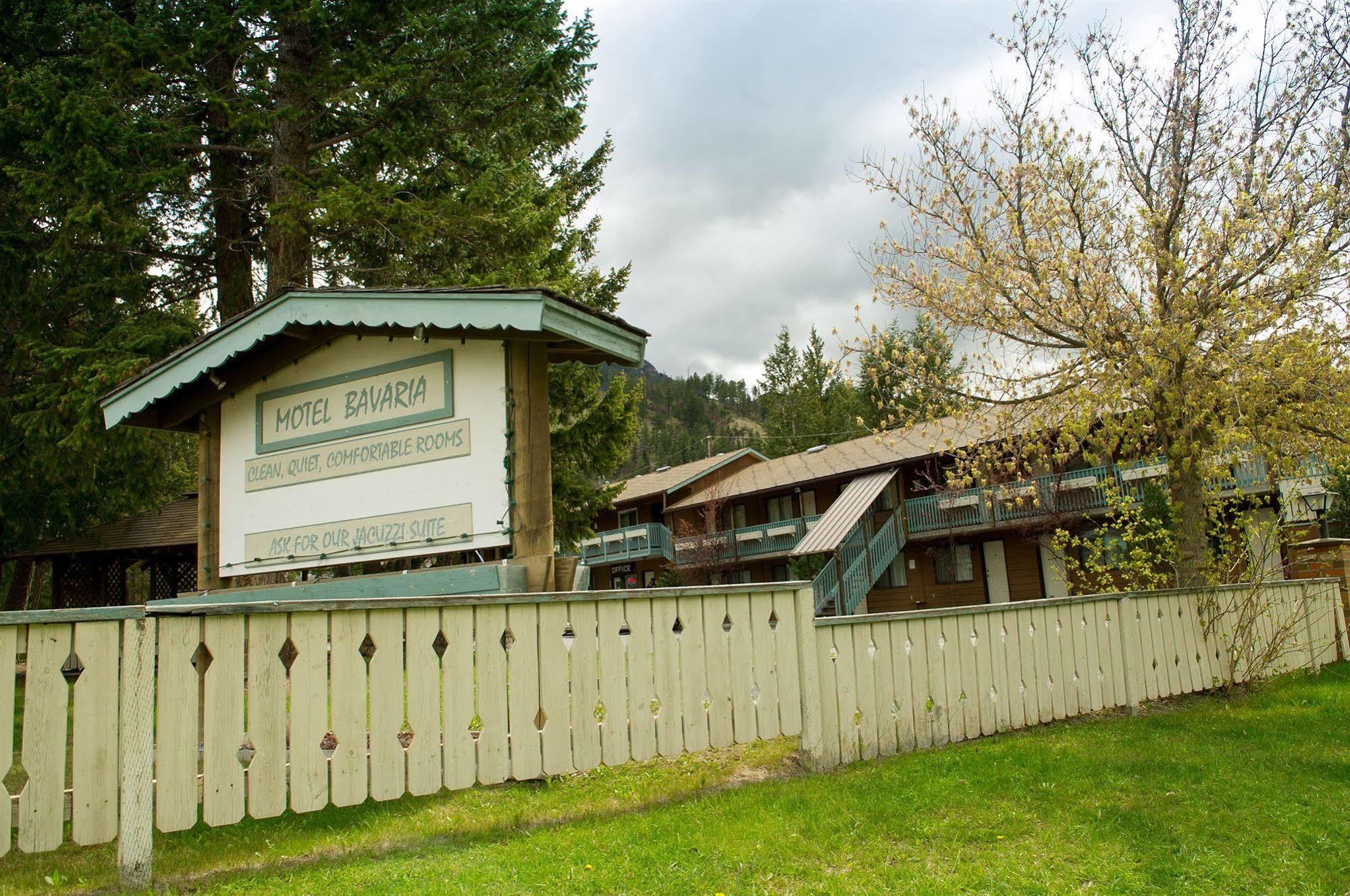 Motel Bavaria Radium Hot Springs Dış mekan fotoğraf